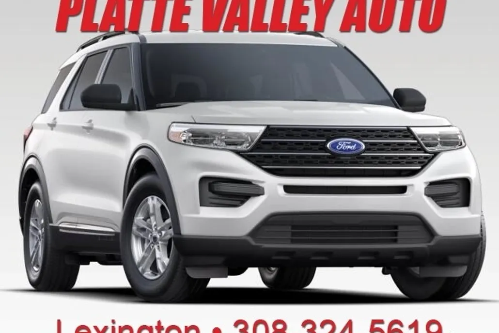 2021 Ford Explorer XLT photo 1