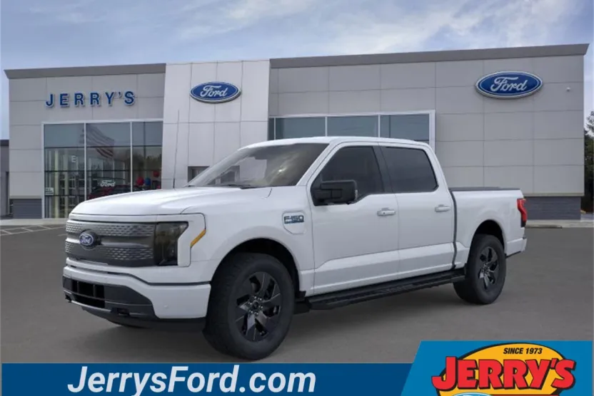 2025 Ford F-150 Lightning photo 1