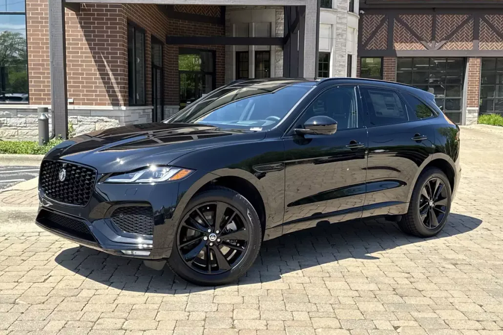 2026 Jaguar F-PACE P400 R-Dynamic S photo 1