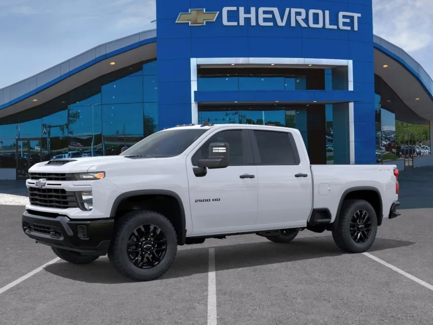 2026 Chevrolet Silverado 2500HD Custom photo 1