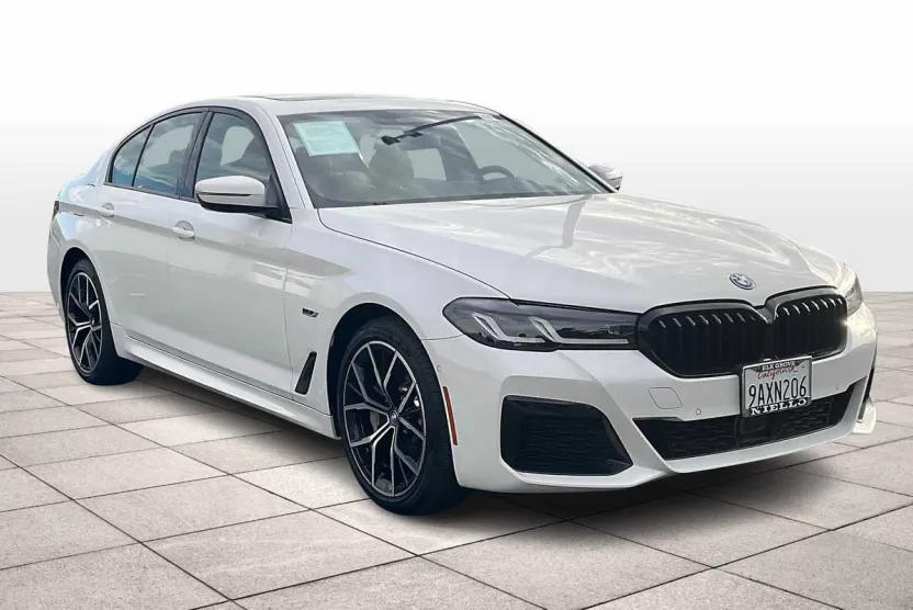 2022 Bmw 530e photo 1