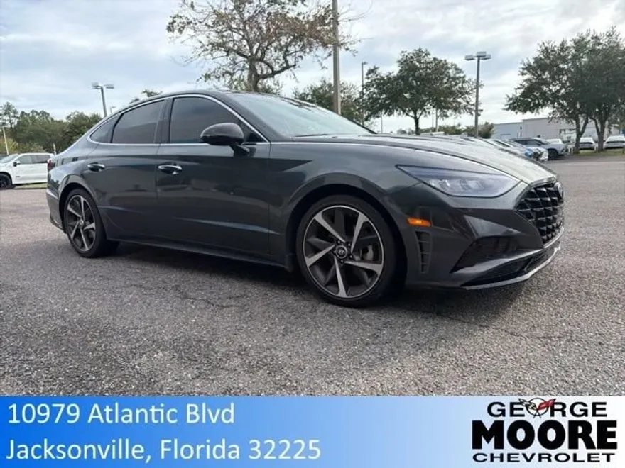 2022 Hyundai Sonata SEL Plus photo 1