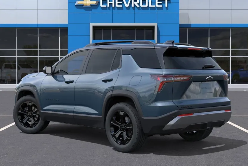 2026 Chevrolet Equinox LT photo 1