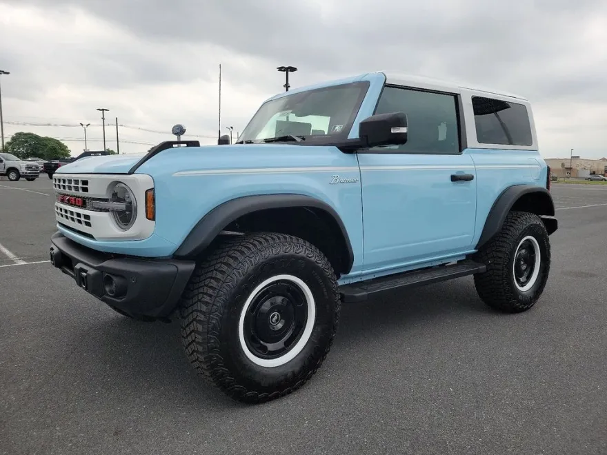 2024 Ford Bronco Heritage Limited First Edition photo 1