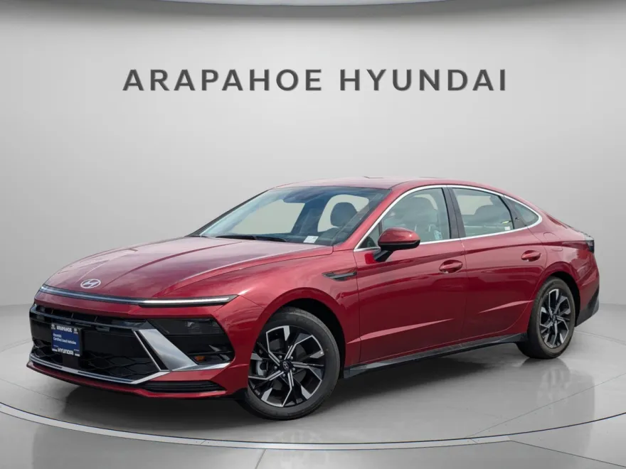 2024 Hyundai Sonata SEL photo 1