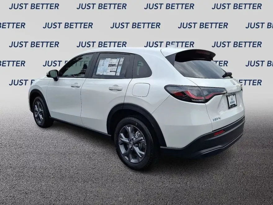 2026 Honda HR-V LX photo 1