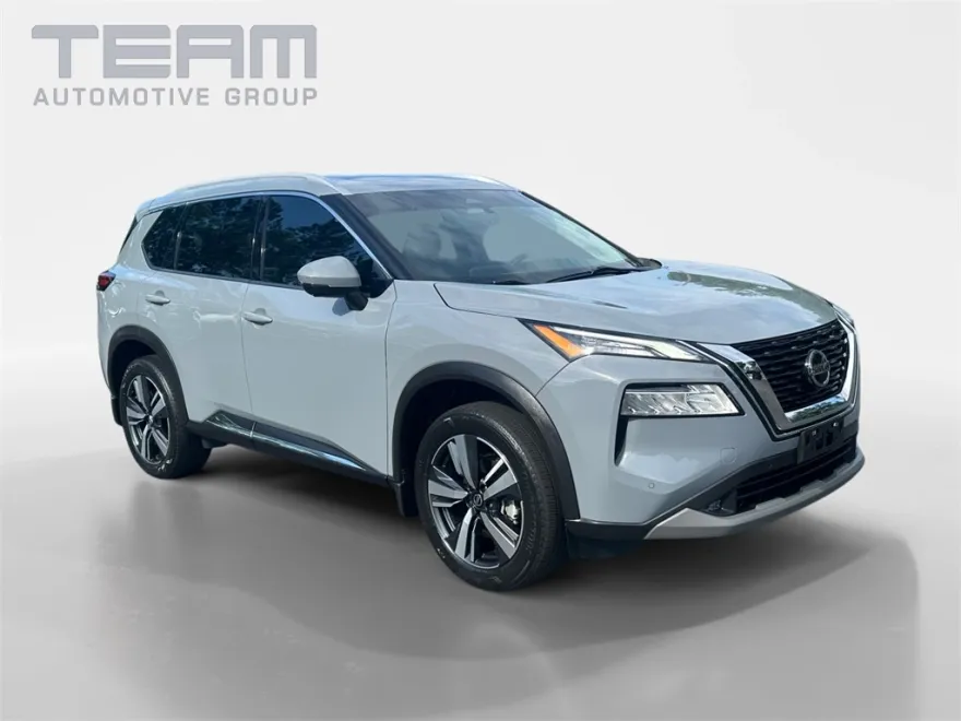 2021 Nissan Rogue SL photo 1