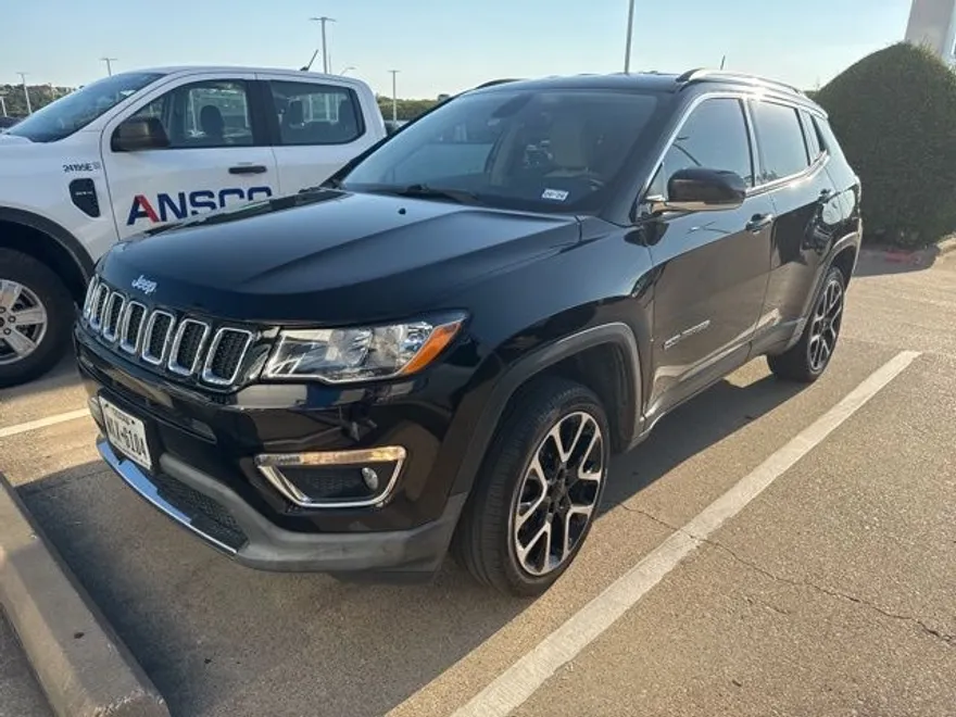 2017 Jeep Compass Limited photo 1
