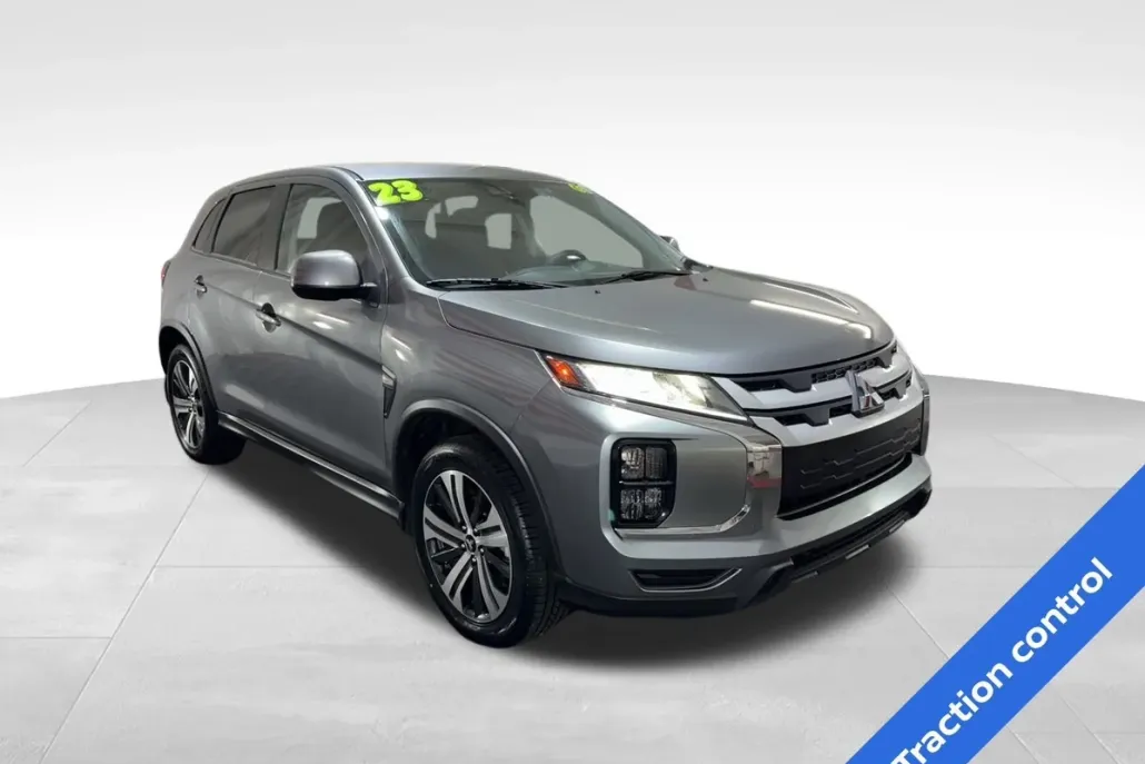 2023 Mitsubishi Outlander Sport ES photo 1