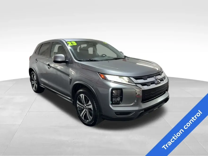 2023 Mitsubishi Outlander Sport ES photo 1