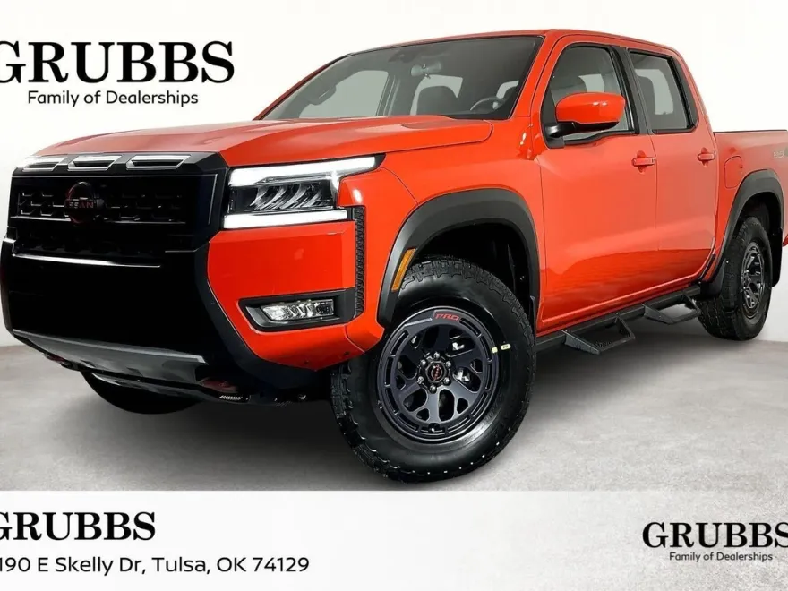 2025 Nissan Frontier Crew Cab PRO-4X photo 1