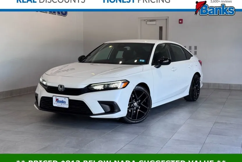 2023 Honda Civic Sport photo 1
