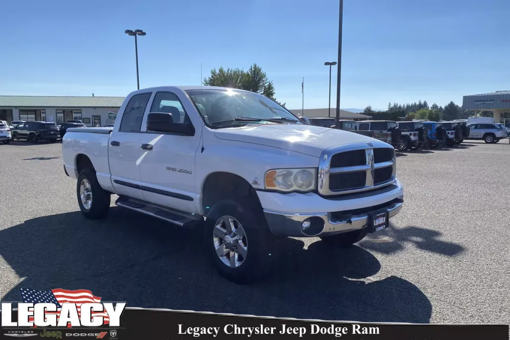 2004 Dodge Ram SLT Laramie photo 1