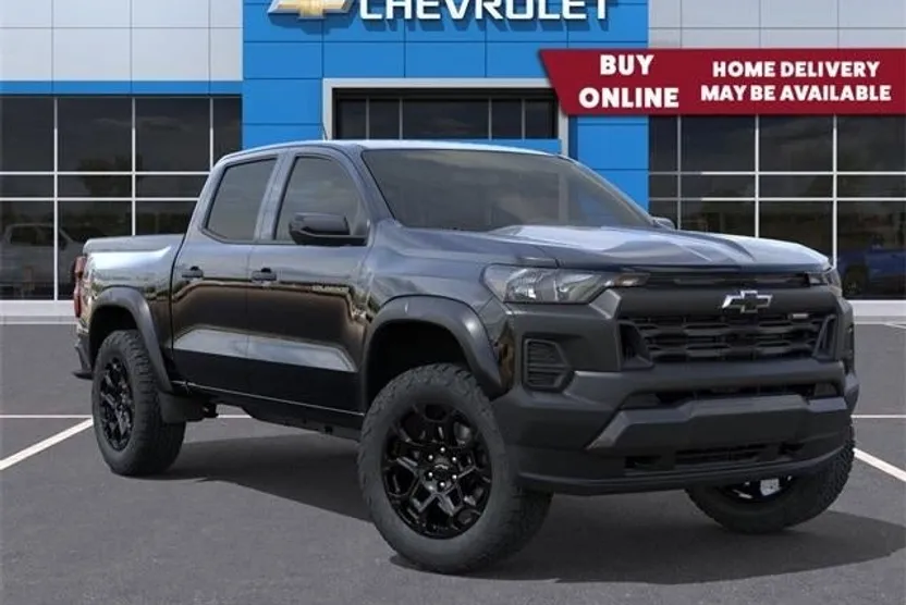 2026 Chevrolet Colorado Trail Boss photo 1