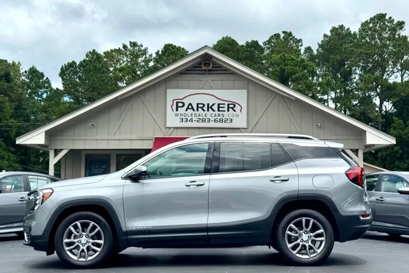 2024 Gmc Terrain SLT photo 1