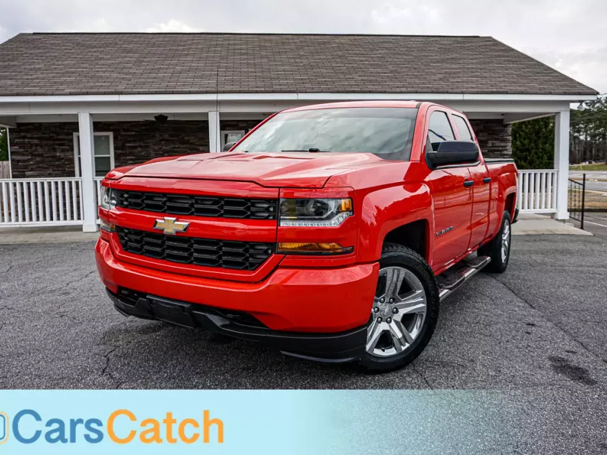 2016 Chevrolet Silverado 1500 Custom photo 1