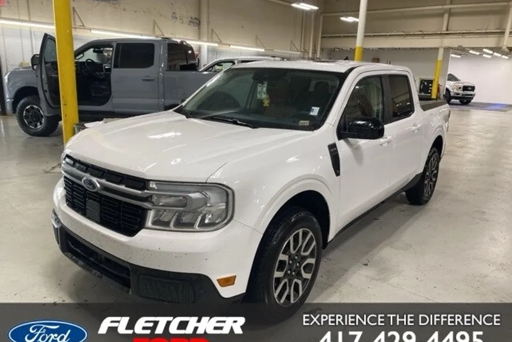 2024 Ford Maverick Lariat photo 1
