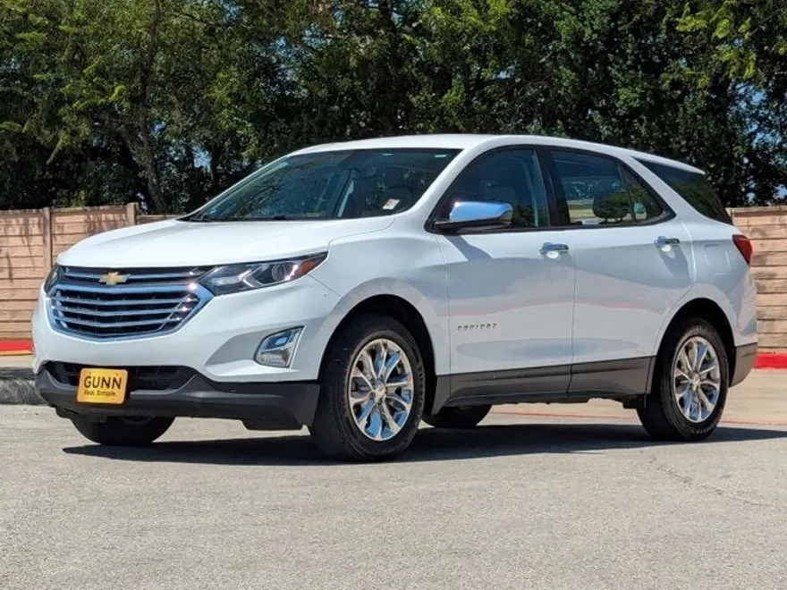 2018 Chevrolet Equinox LS photo 1