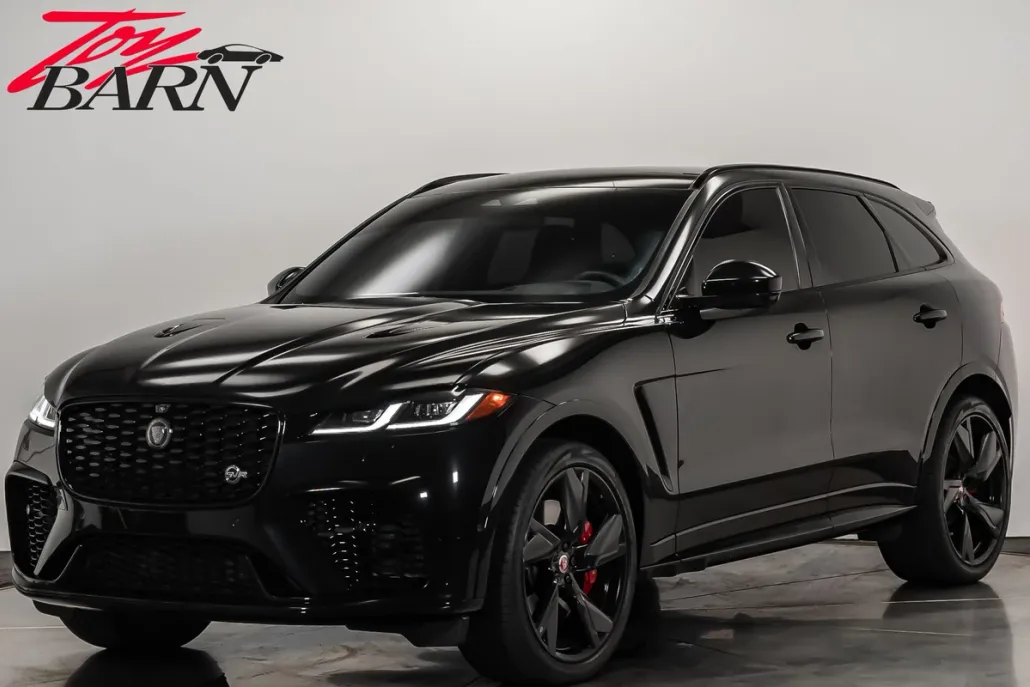 2022 Jaguar F-PACE SVR photo 1