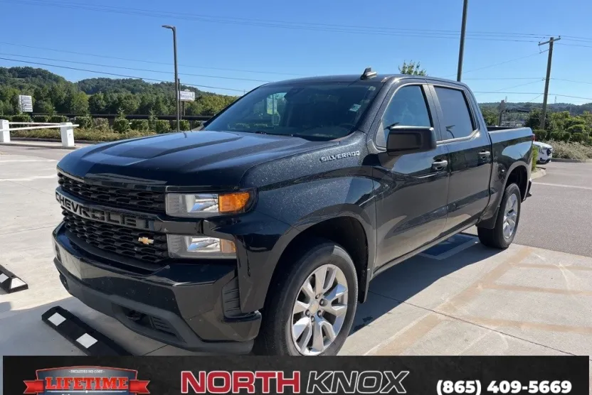 2021 Chevrolet Silverado 1500 Custom photo 1