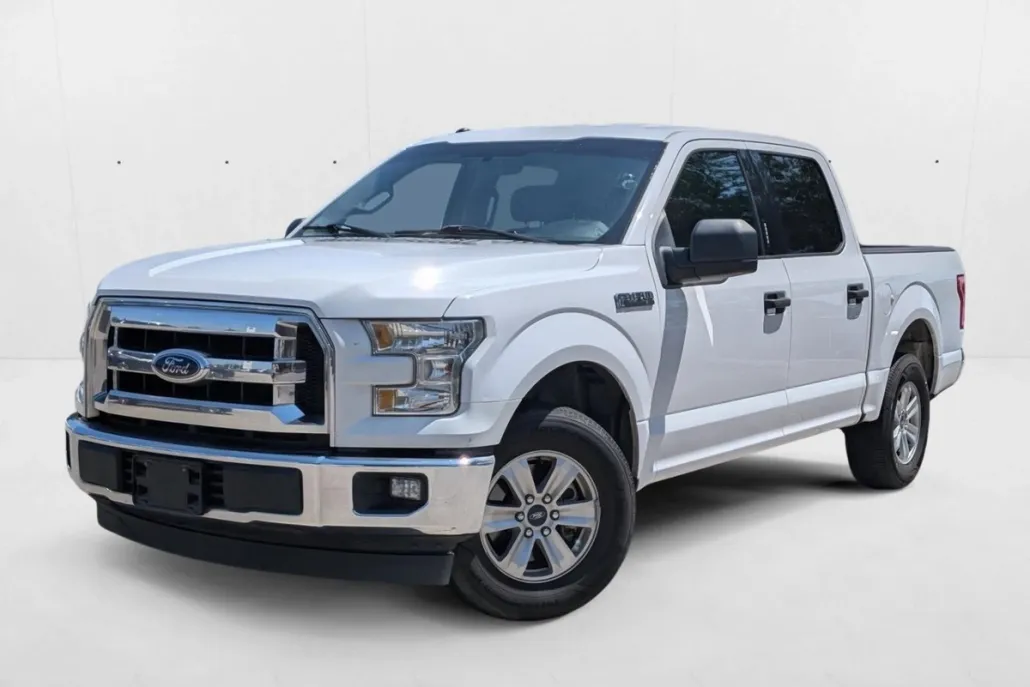 2017 Ford F-150 XLT photo 1