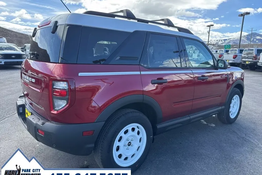 2025 Ford Bronco Sport Heritage photo 1