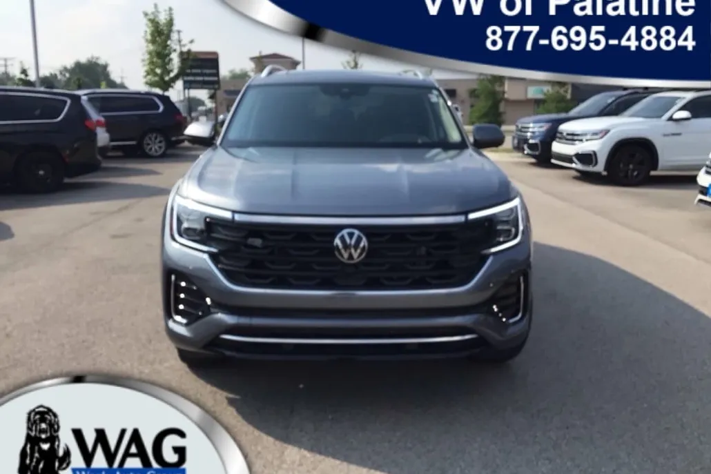2024 Volkswagen Atlas SEL Premium R-Line photo 1