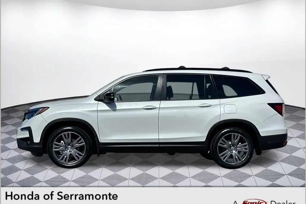 2022 Honda Pilot Sport photo 1