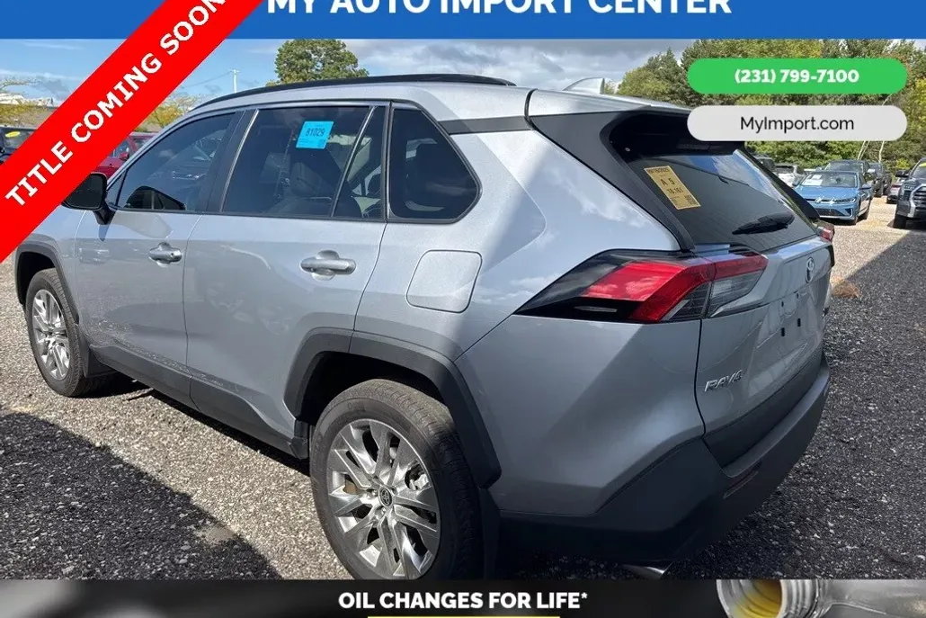 2024 Toyota RAV4 XLE Premium photo 1