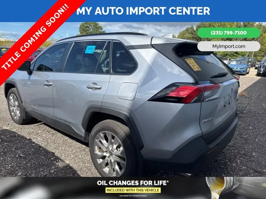 2024 Toyota RAV4 XLE Premium photo 1