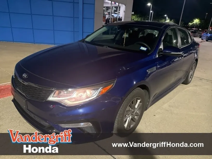 2020 Kia Optima LX photo 1