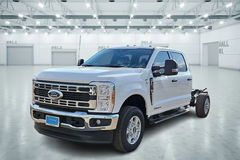 2026 Ford F-350 photo 1