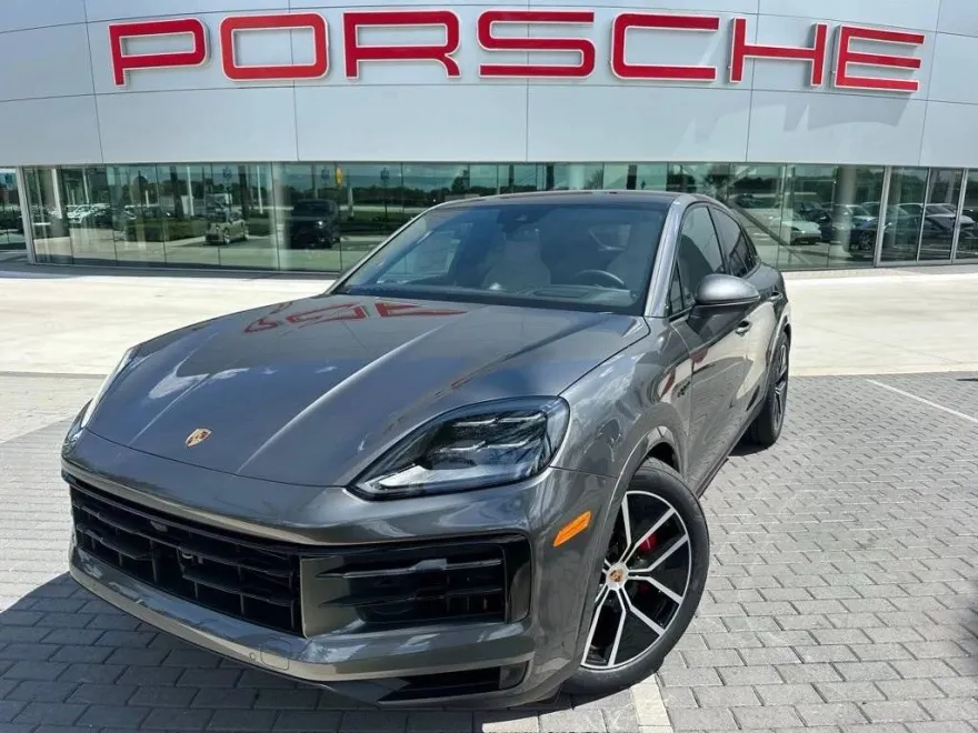 2025 Porsche Cayenne S E-Hybrid Coupe photo 1