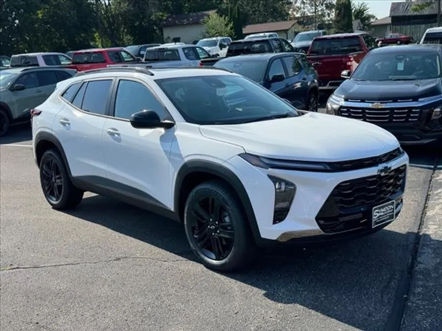 2025 Chevrolet Trax ACTIV photo 1