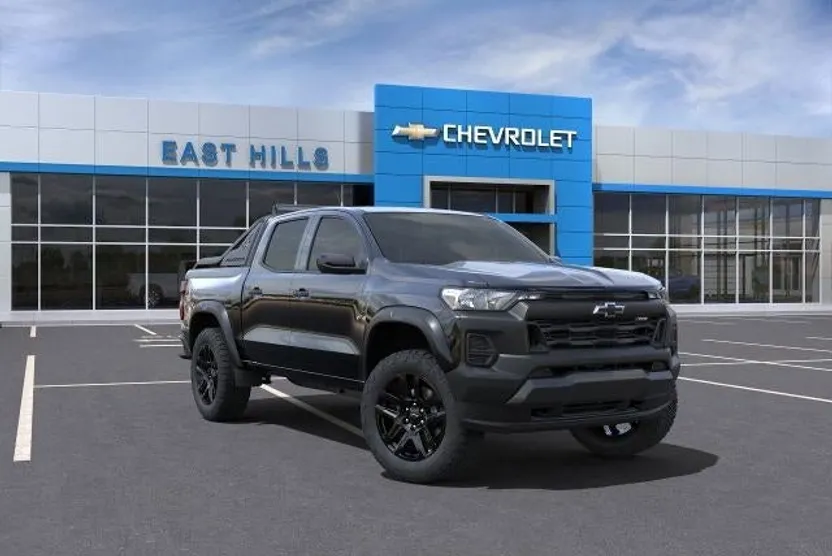 2025 Chevrolet Colorado Trail Boss photo 1