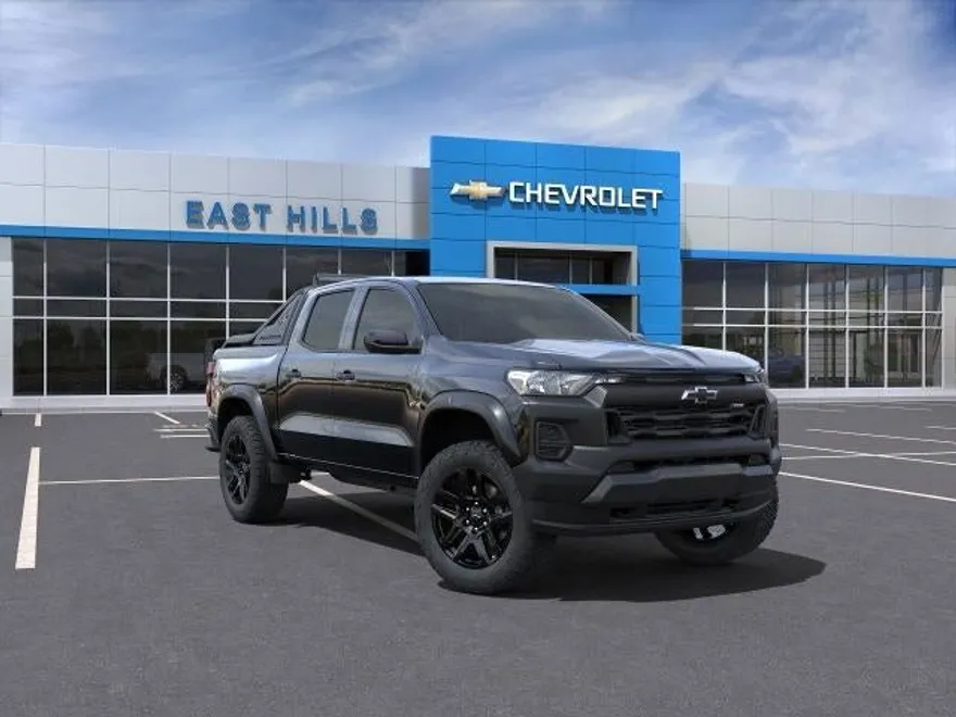 2025 Chevrolet Colorado Trail Boss photo 1