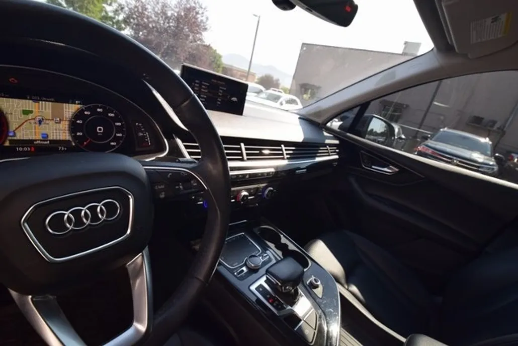 2019 Audi Q7 55 Premium Plus photo 1