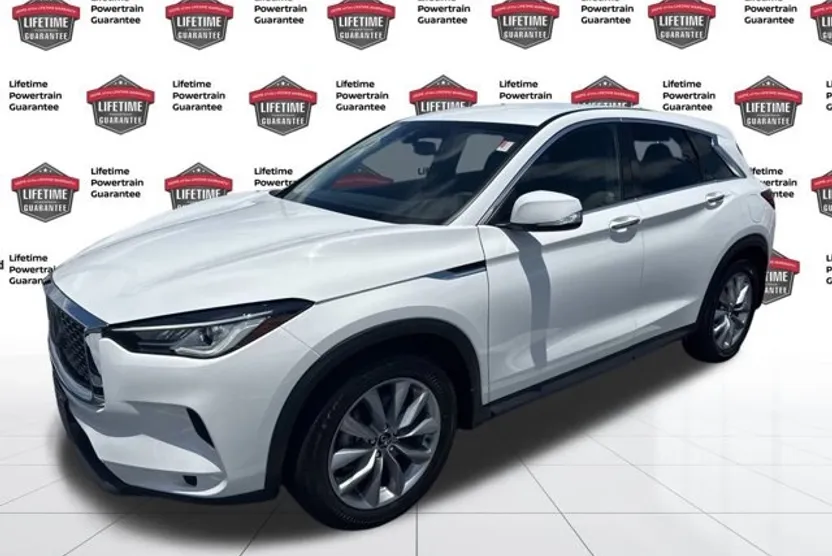 2022 Infiniti QX50 Luxe photo 1