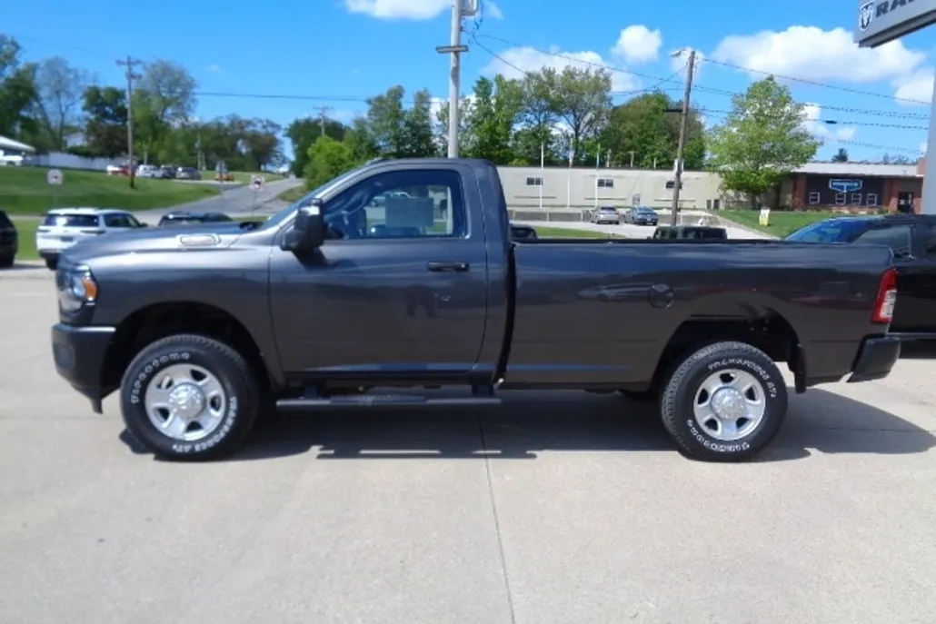2024 Ram 2500 Tradesman photo 1
