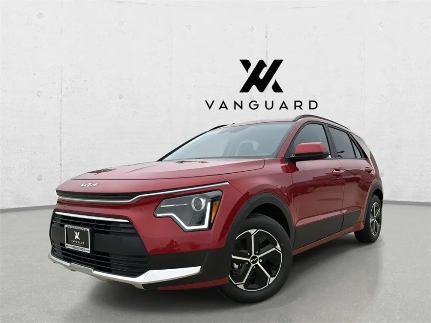 2025 Kia Niro LX photo 1
