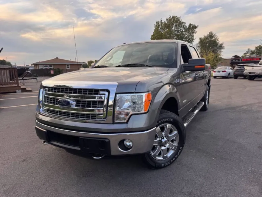 2013 Ford F-150 XL photo 1