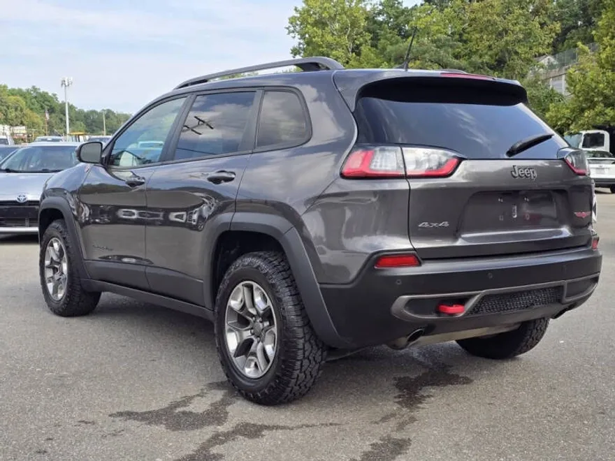 2019 Jeep Cherokee Trailhawk photo 1