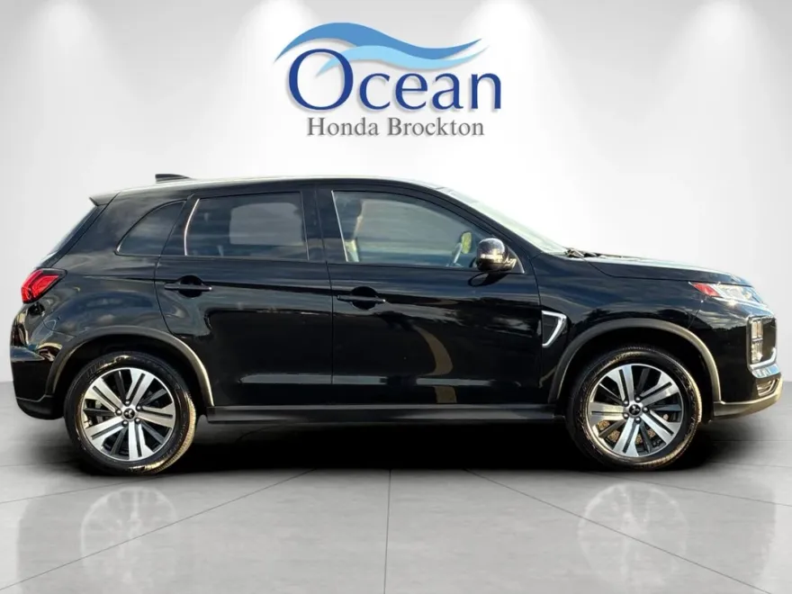 2022 Mitsubishi Outlander Sport SE photo 1