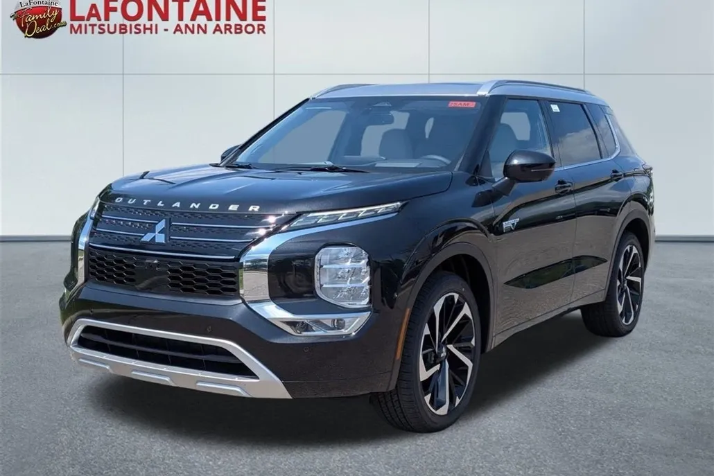 2025 Mitsubishi Outlander PHEV SEL photo 1