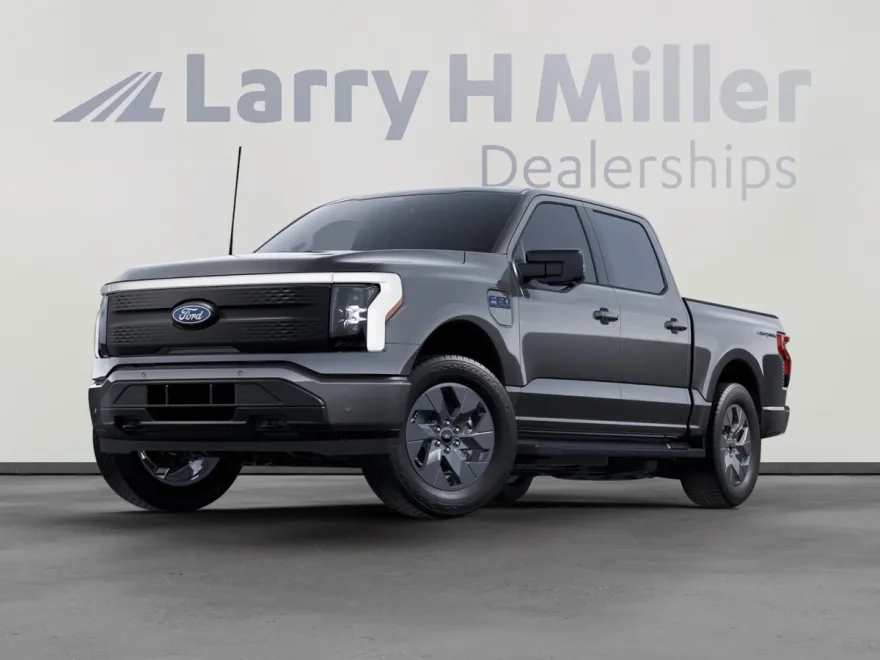 2025 Ford F-150 Lightning photo 1