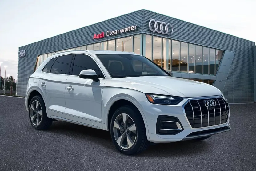 2023 Audi Q5 Premium Plus 40 TFSI photo 1