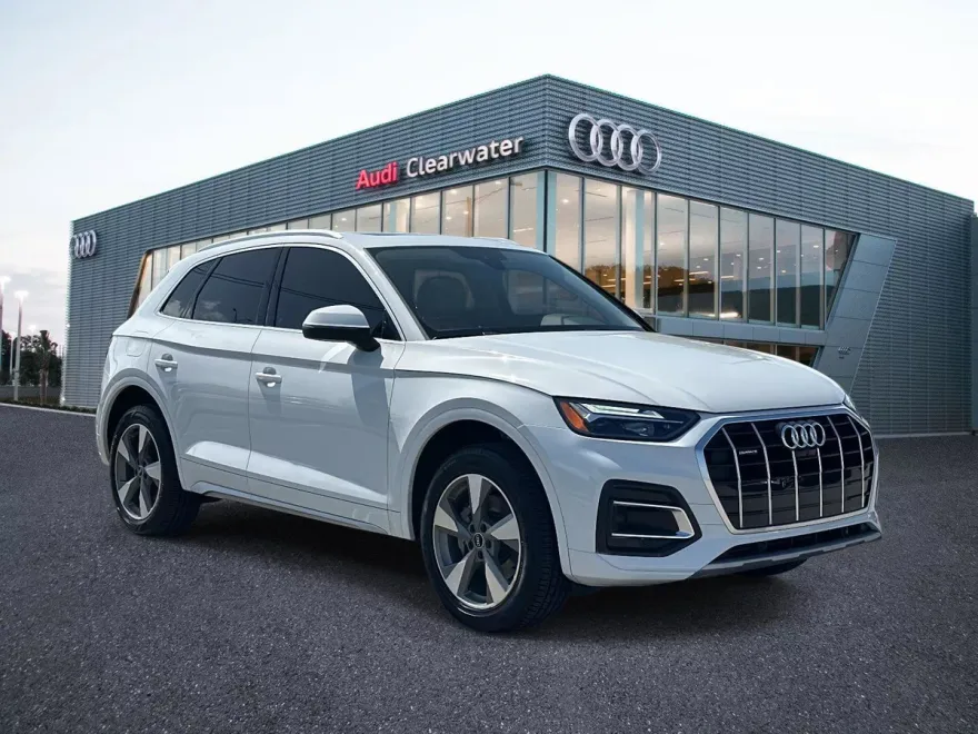 2023 Audi Q5 Premium Plus 40 TFSI photo 1
