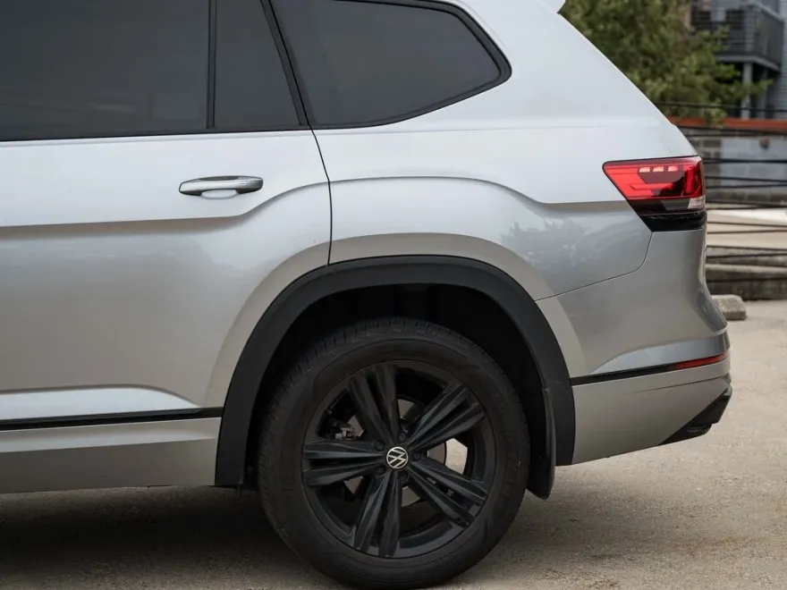 2023 Volkswagen Atlas V6 SEL R-Line photo 1