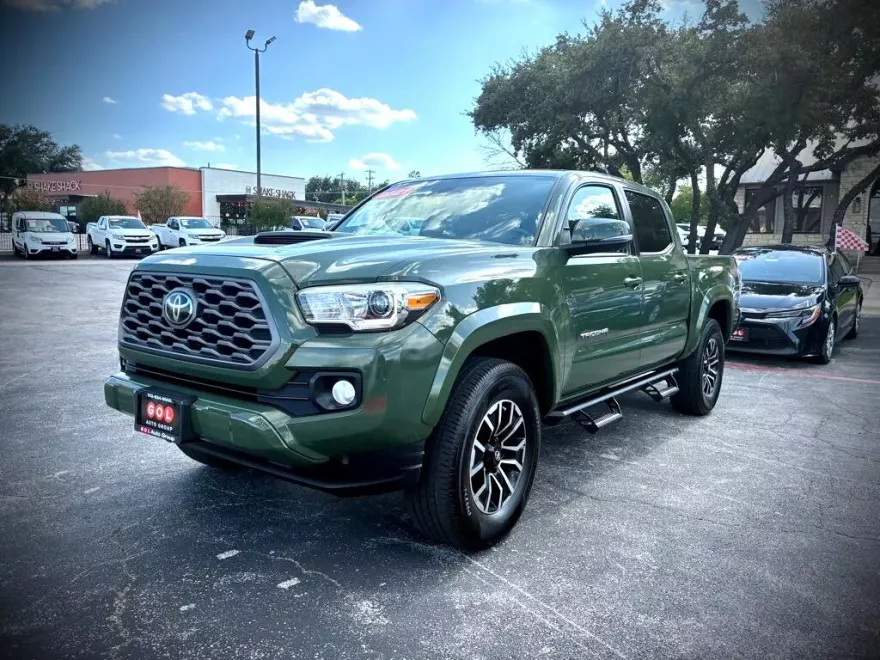 2021 Toyota Tacoma TRD Sport Double Cab photo 1