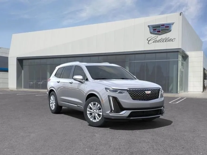 2025 Cadillac XT6 Luxury photo 1